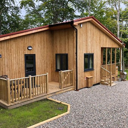 Breckland Lodge 2 With Hot Tub Belladrum Esterno foto